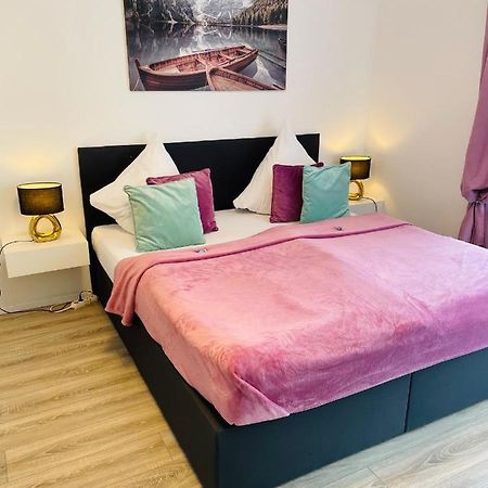 Prime Host Balcony Apartment 카를스루에 외부 사진