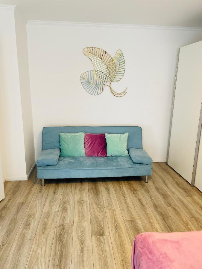 Prime Host Balcony Apartment 카를스루에 외부 사진